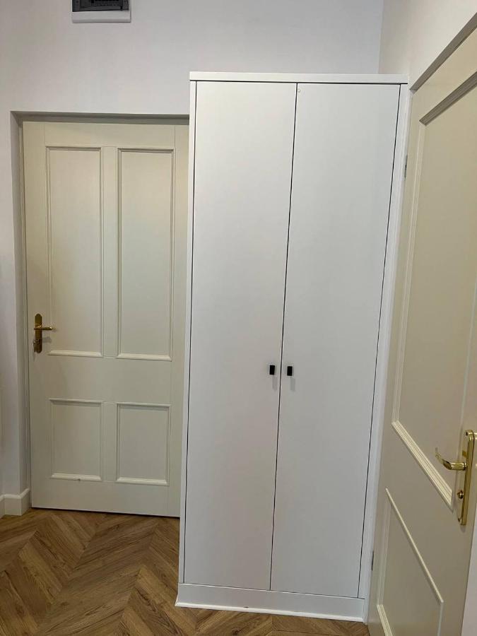 Luxury Apartment In The City Center , Wi-Fi - By Hik Apartments Варшава Экстерьер фото