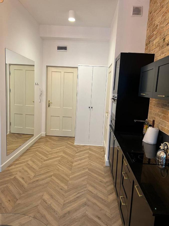 Luxury Apartment In The City Center , Wi-Fi - By Hik Apartments Варшава Экстерьер фото