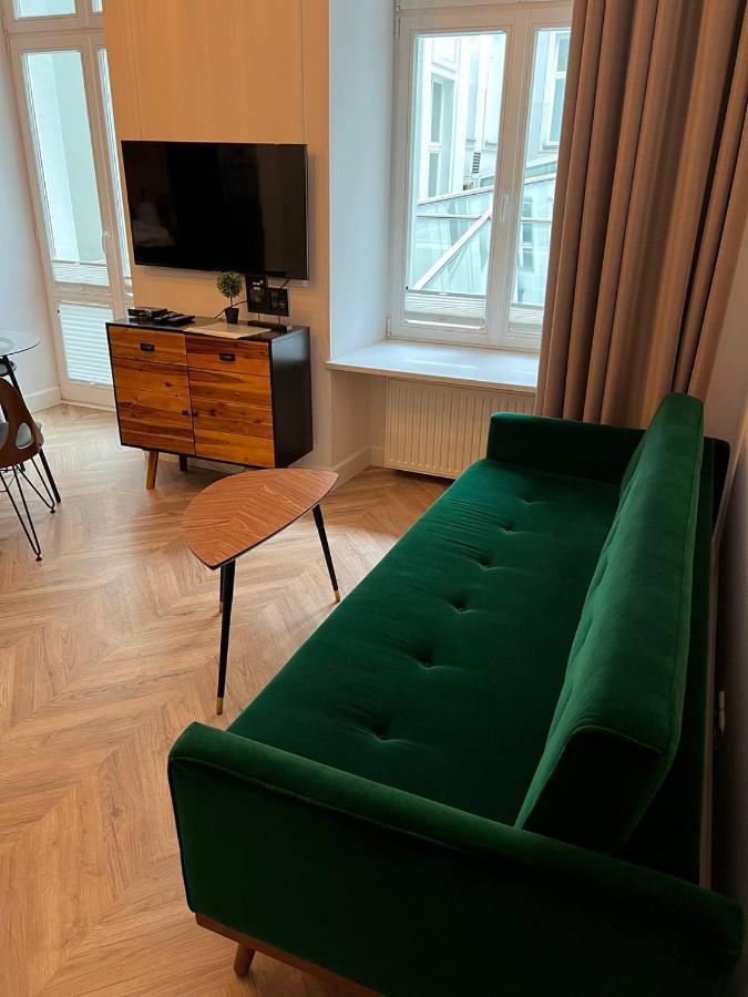 Luxury Apartment In The City Center , Wi-Fi - By Hik Apartments Варшава Экстерьер фото